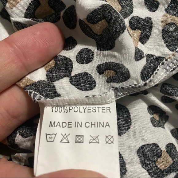 Amaryllis Black Brown Leopard Print 3/4 Sleeve V Neck Tunic Top - Picture 5 of 5